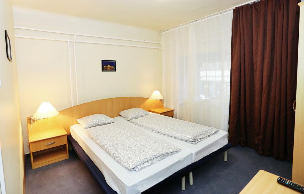 Mezzo Budapest Eksteriør billede